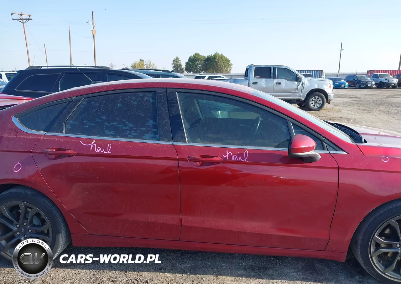 2018 Ford Fusion S VIN:3FA6P0G79JR267251 - 13
