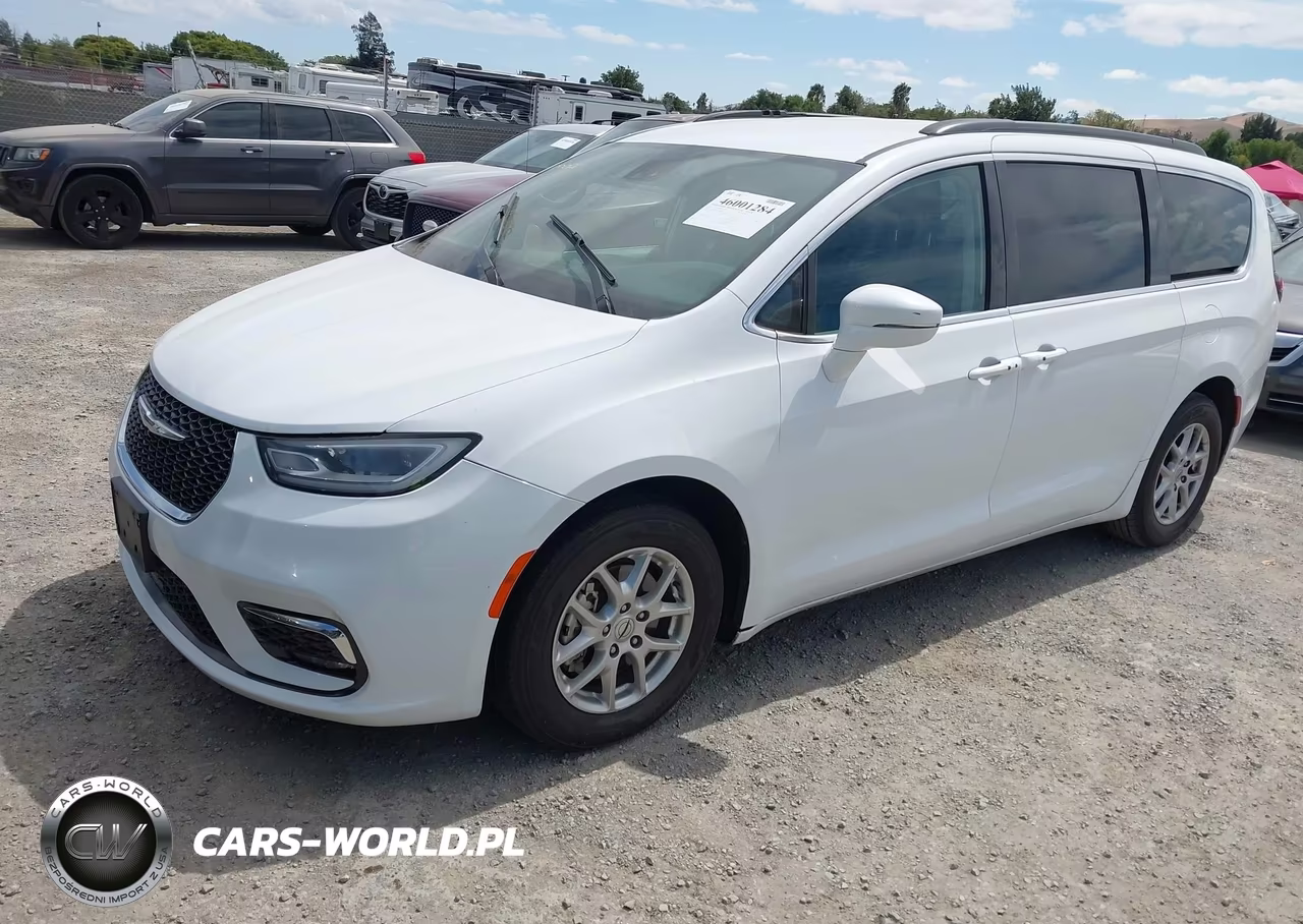 2022 Chrysler Pacifica Touring L VIN:2C4RC1BG3NR198262 - 2