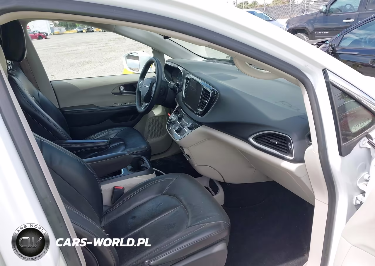 2022 Chrysler Pacifica Touring L VIN:2C4RC1BG3NR198262 - 5