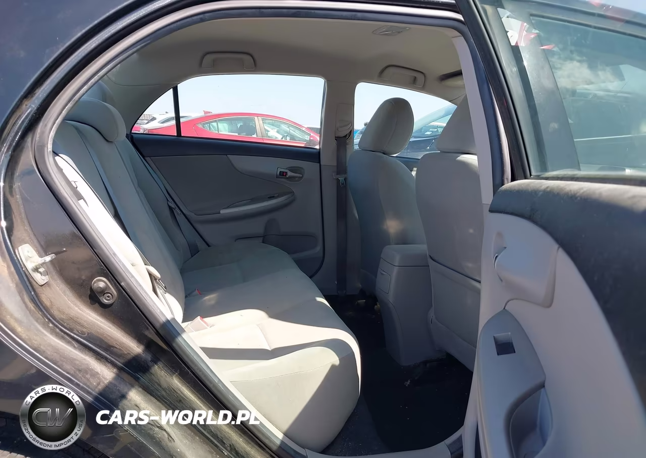 2013 Toyota Corolla Le VIN:5YFBU4EE0DP085877 - 8