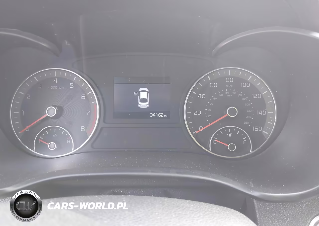 2020 Kia Optima S VIN:5XXGT4L31LG421991 - 15