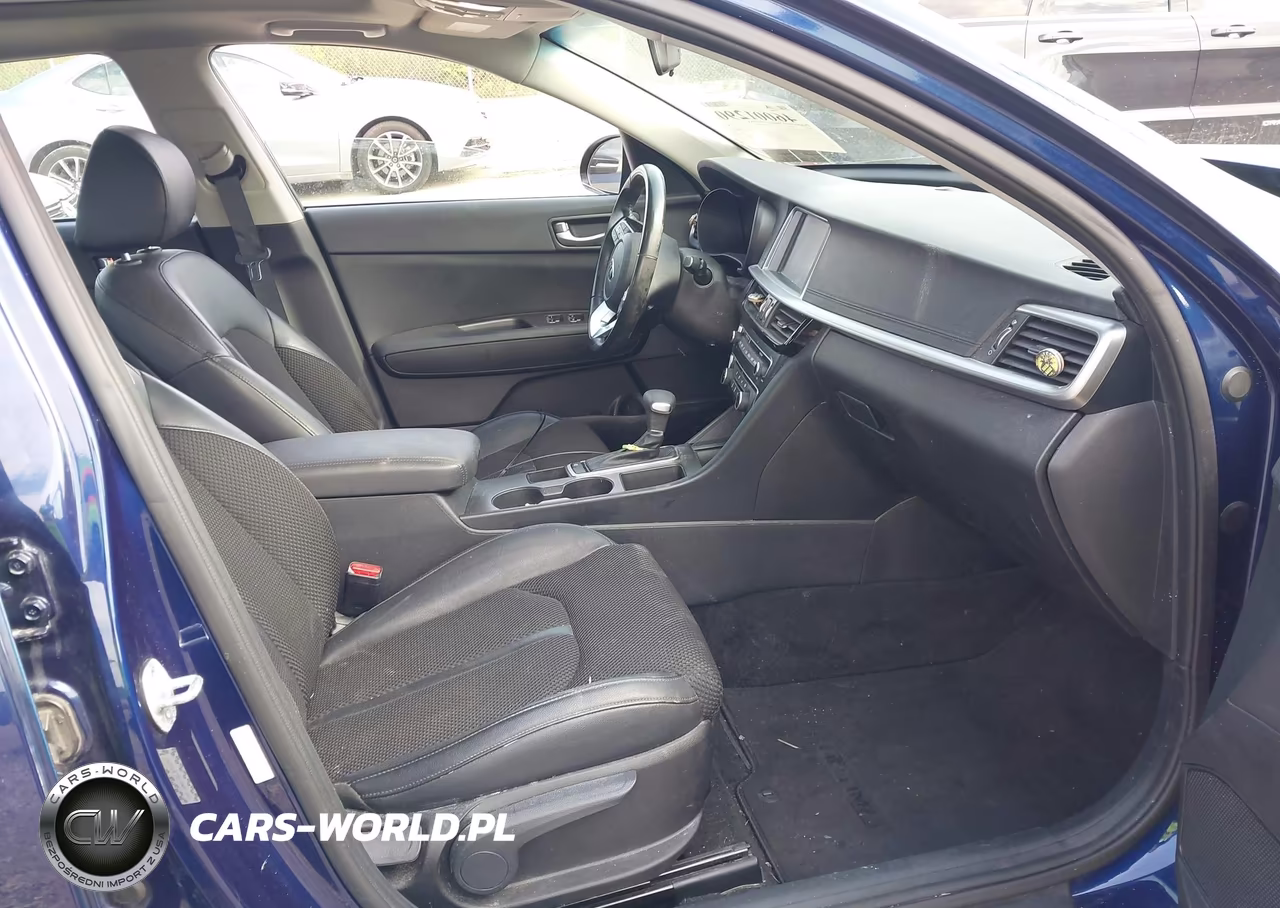 2020 Kia Optima S VIN:5XXGT4L31LG421991 - 5