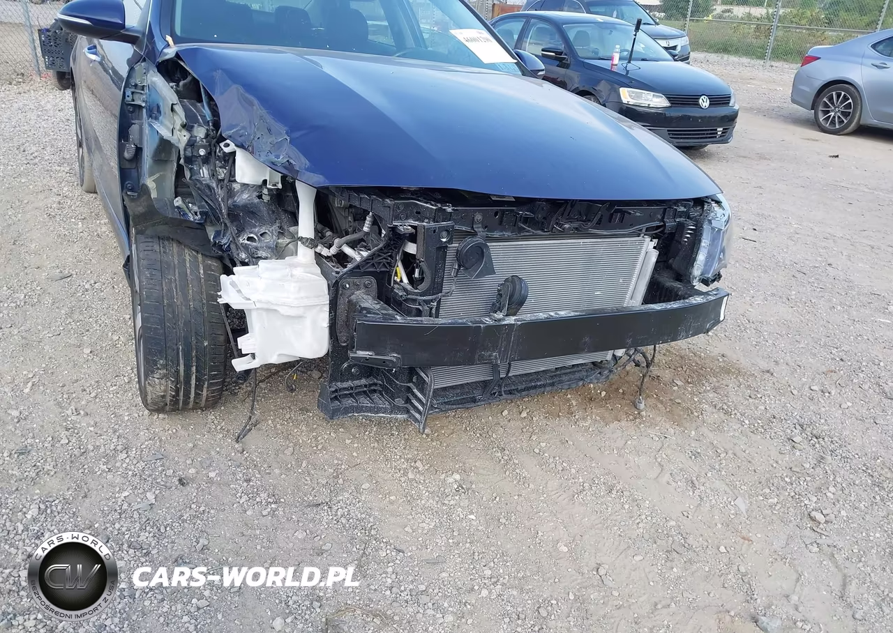 2020 Kia Optima S VIN:5XXGT4L31LG421991 - 6