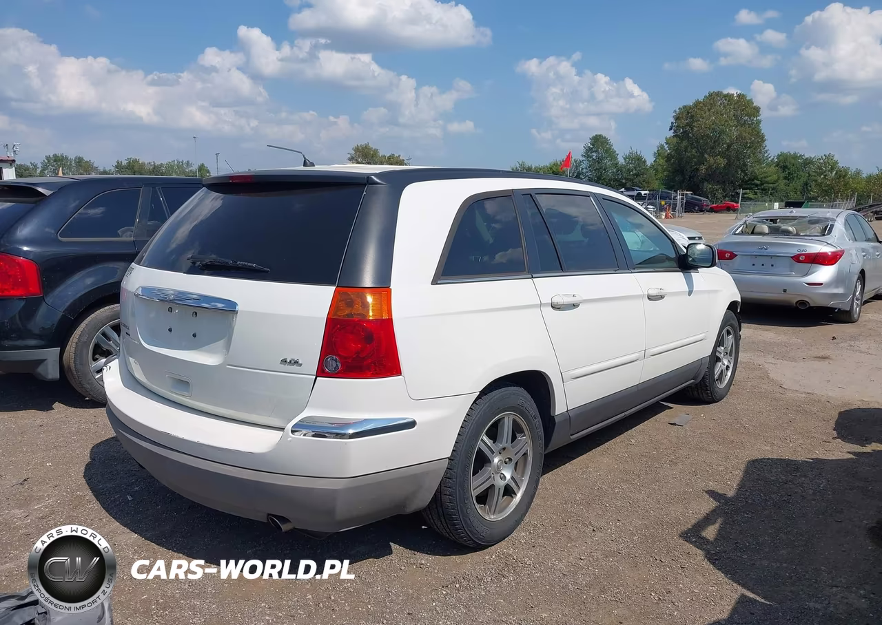 2007 Chrysler Pacifica Touring VIN:2A8GM68X77R142698 - 4