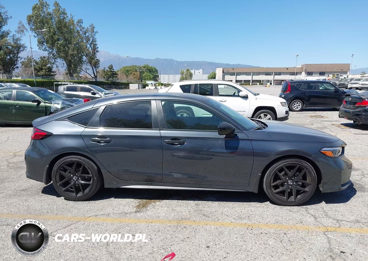 2025 Honda Civic Sedan Sport VIN:19XFL2H85SE031679 - 14