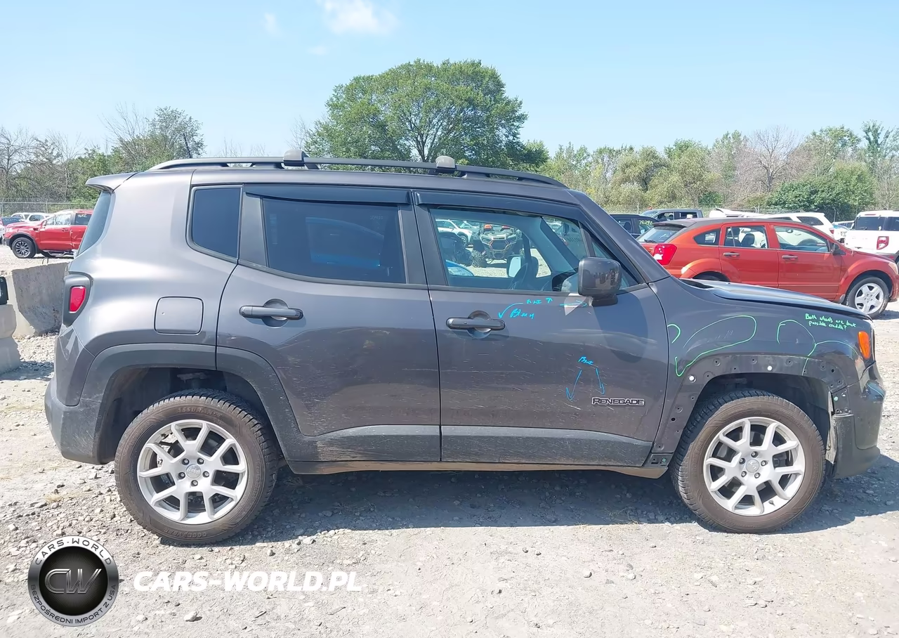 2021 Jeep Renegade Latitude 4X4 VIN:ZACNJDBB0MPM52634 - 14