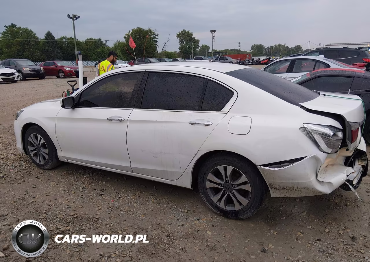 2015 Honda Accord Lx VIN:1HGCR2F38FA068633 - 14