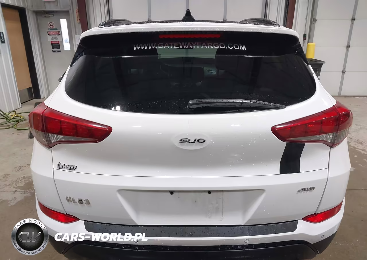 2018 Hyundai Tucson Value VIN:KM8J3CA25JU685213 - 16
