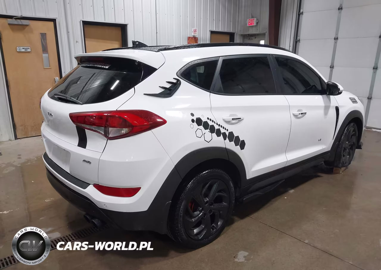 2018 Hyundai Tucson Value VIN:KM8J3CA25JU685213 - 4