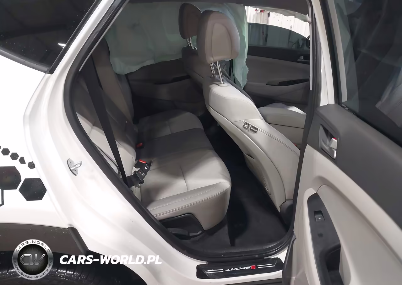 2018 Hyundai Tucson Value VIN:KM8J3CA25JU685213 - 8