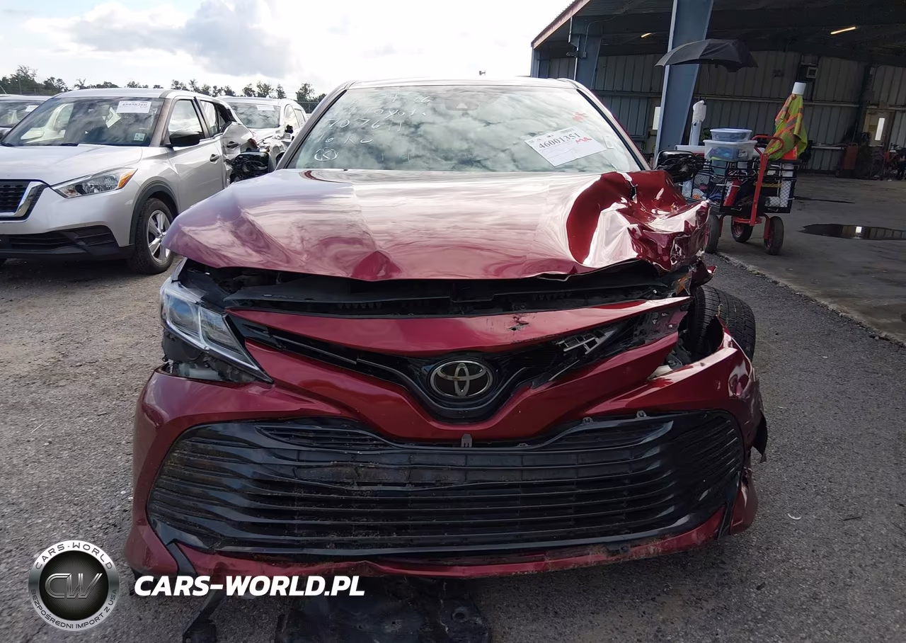 2019 Toyota Camry Le VIN:4T1B11HK0KU707611 - 13