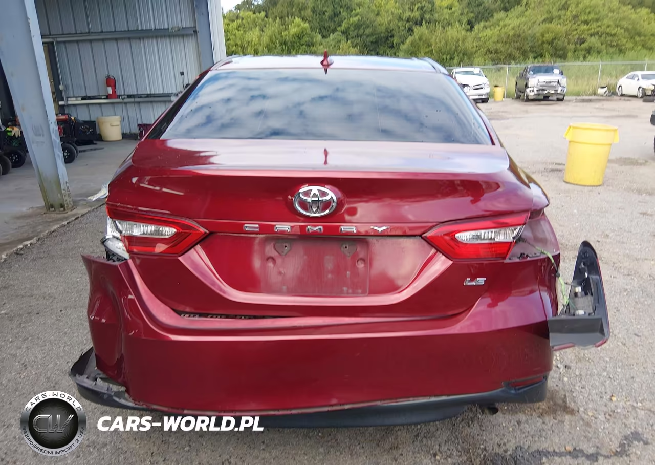 2019 Toyota Camry Le VIN:4T1B11HK0KU707611 - 17