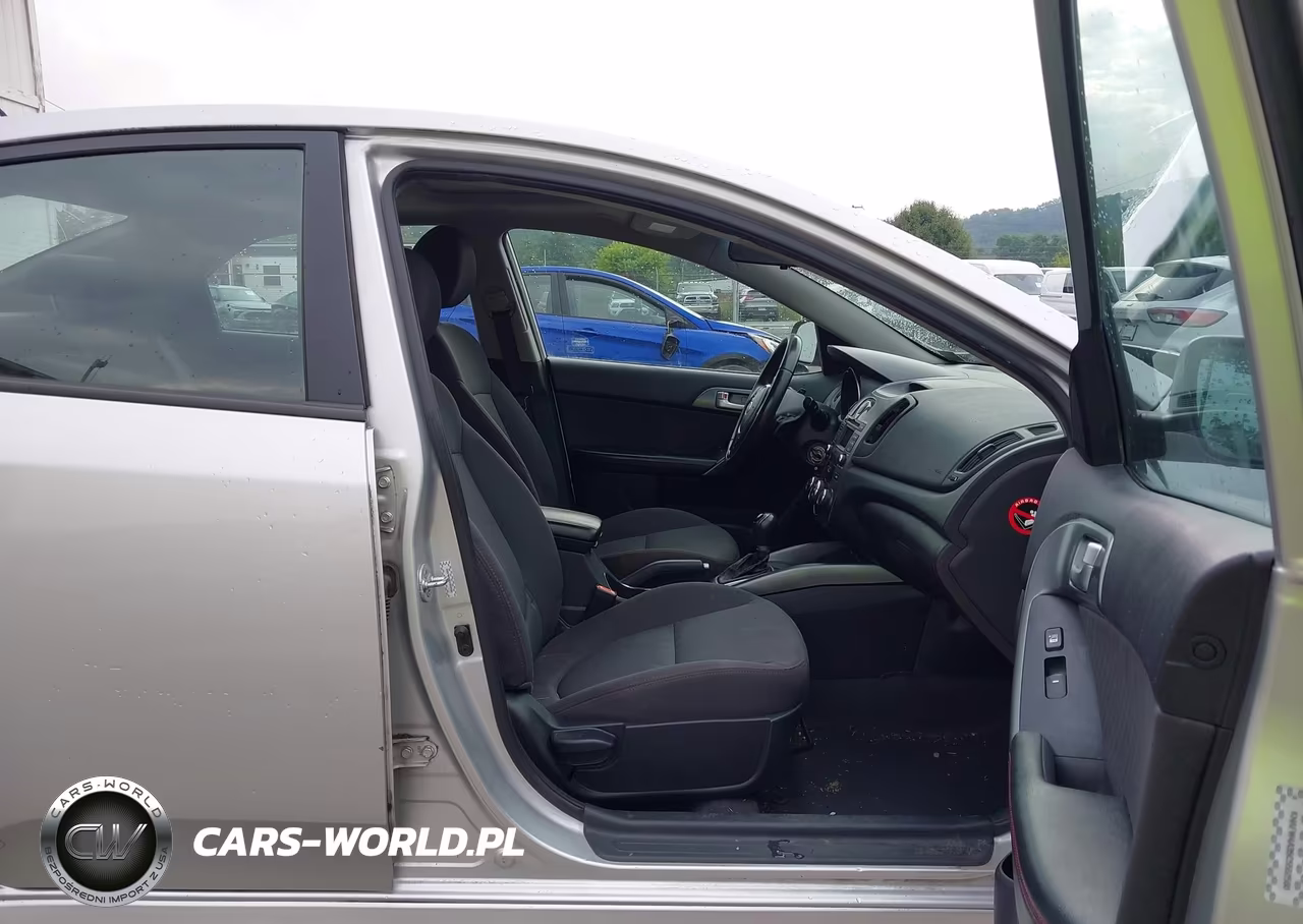 2012 Kia Forte Sx VIN:KNAFW4A35C5552560 - 5