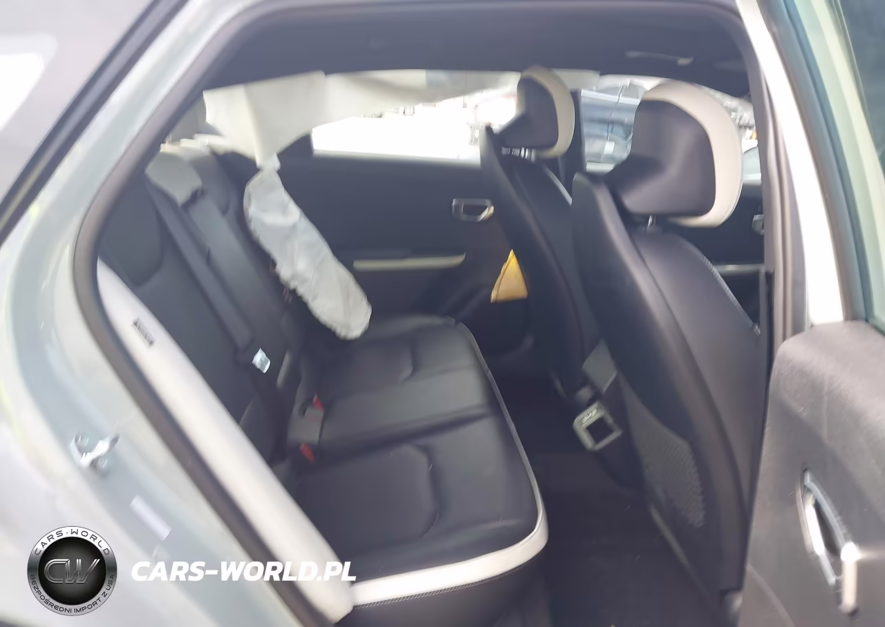 2025 Kia K4 Gt-Line VIN:3KPFW4DE6SE173439 - 8