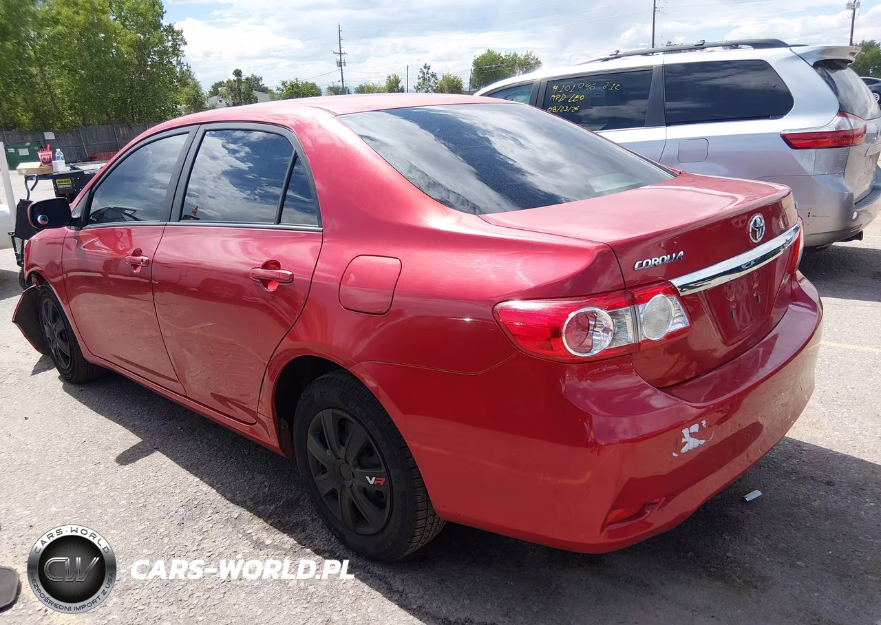 2011 Toyota Corolla Le VIN:JTDBU4EE3BJ094395 - 3