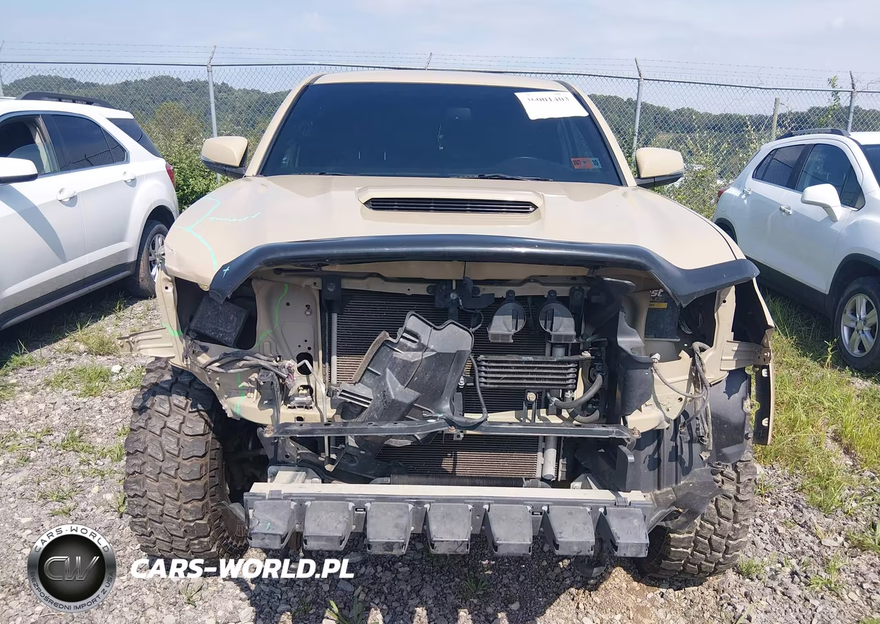 2017 Toyota Tacoma Trd Sport VIN:3TMDZ5BN4HM016028 - 13