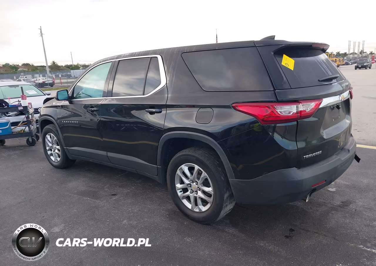 2018 Chevrolet Traverse Ls VIN:1GNERFKW4JJ127983 - 3