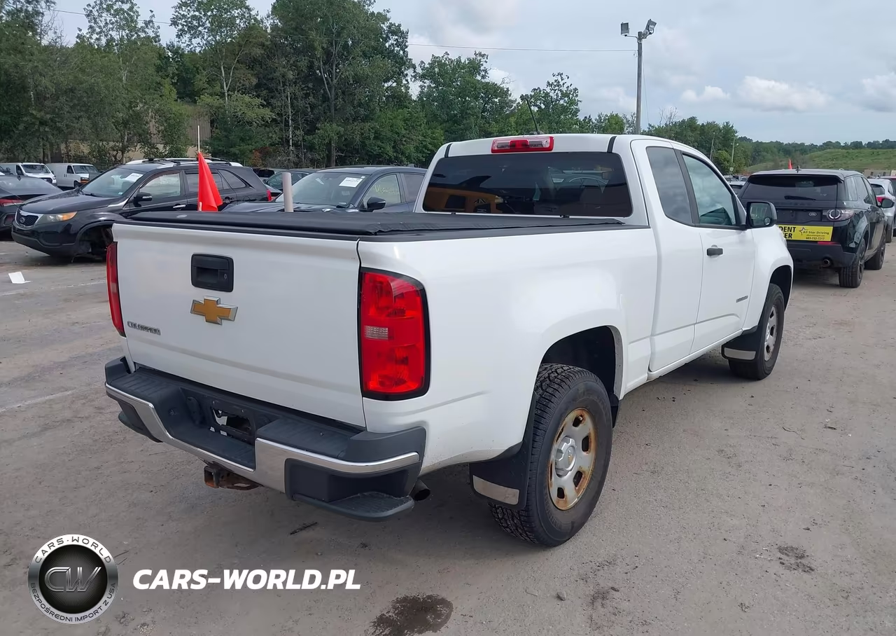 2017 Chevrolet Colorado VIN:1GCHSBEA9H1158319 - 4