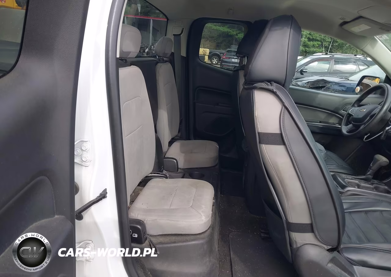 2017 Chevrolet Colorado VIN:1GCHSBEA9H1158319 - 8