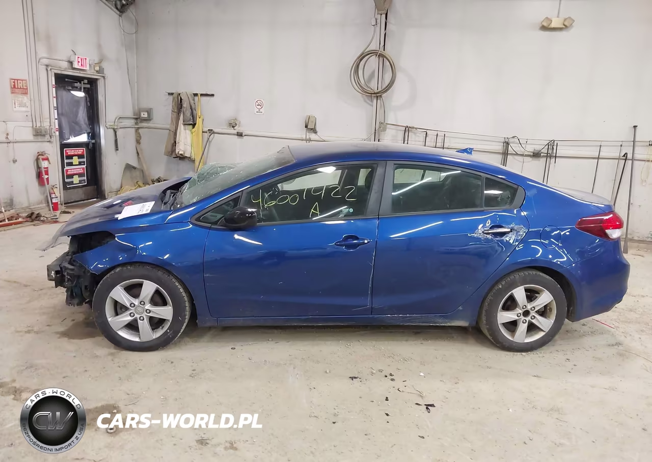2018 Kia Forte Lx VIN:3KPFK4A71JE275179 - 14
