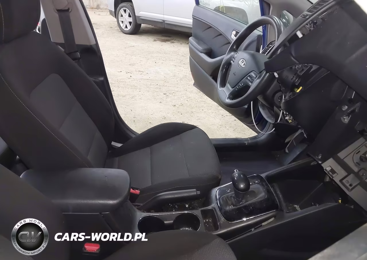 2018 Kia Forte Lx VIN:3KPFK4A71JE275179 - 5