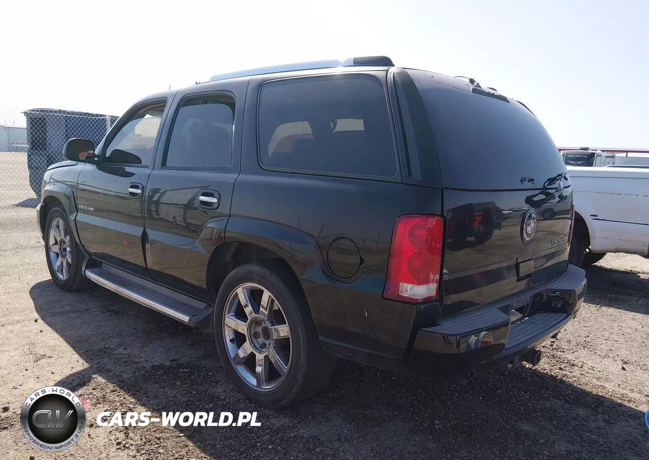 2005 Cadillac Escalade Standard VIN:1GYEC63N25R247329 - 3