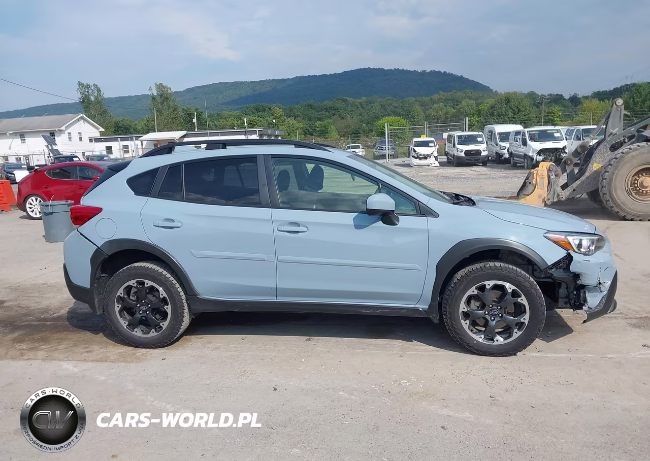 2022 Subaru Crosstrek Premium VIN:JF2GTAPC7N8266640 - 13