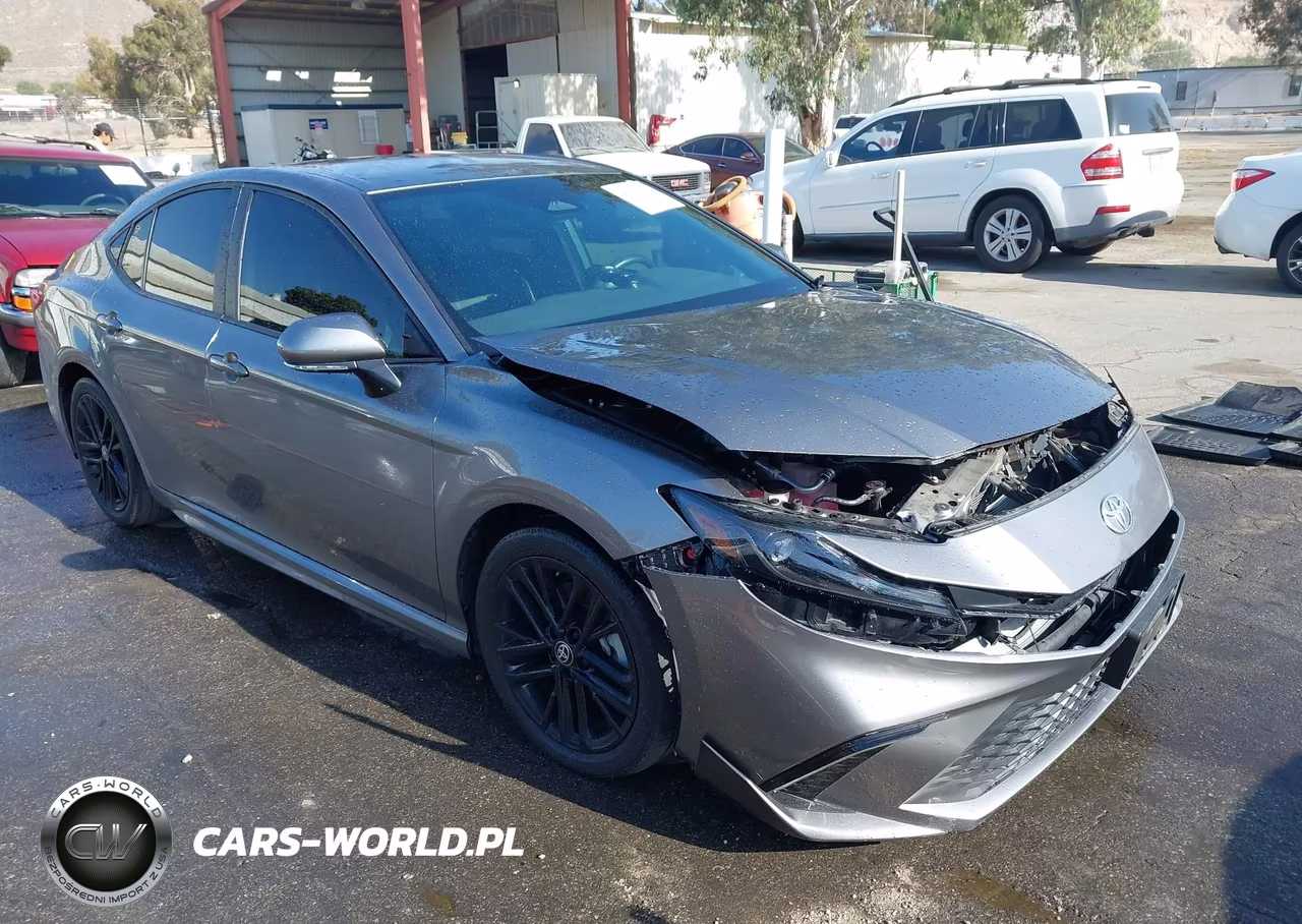 2025 Toyota Camry Se – zdjęcie 1 z 16