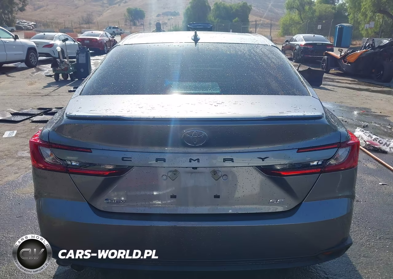 2025 Toyota Camry Se VIN:4T1DAACK0SU511314 - 16