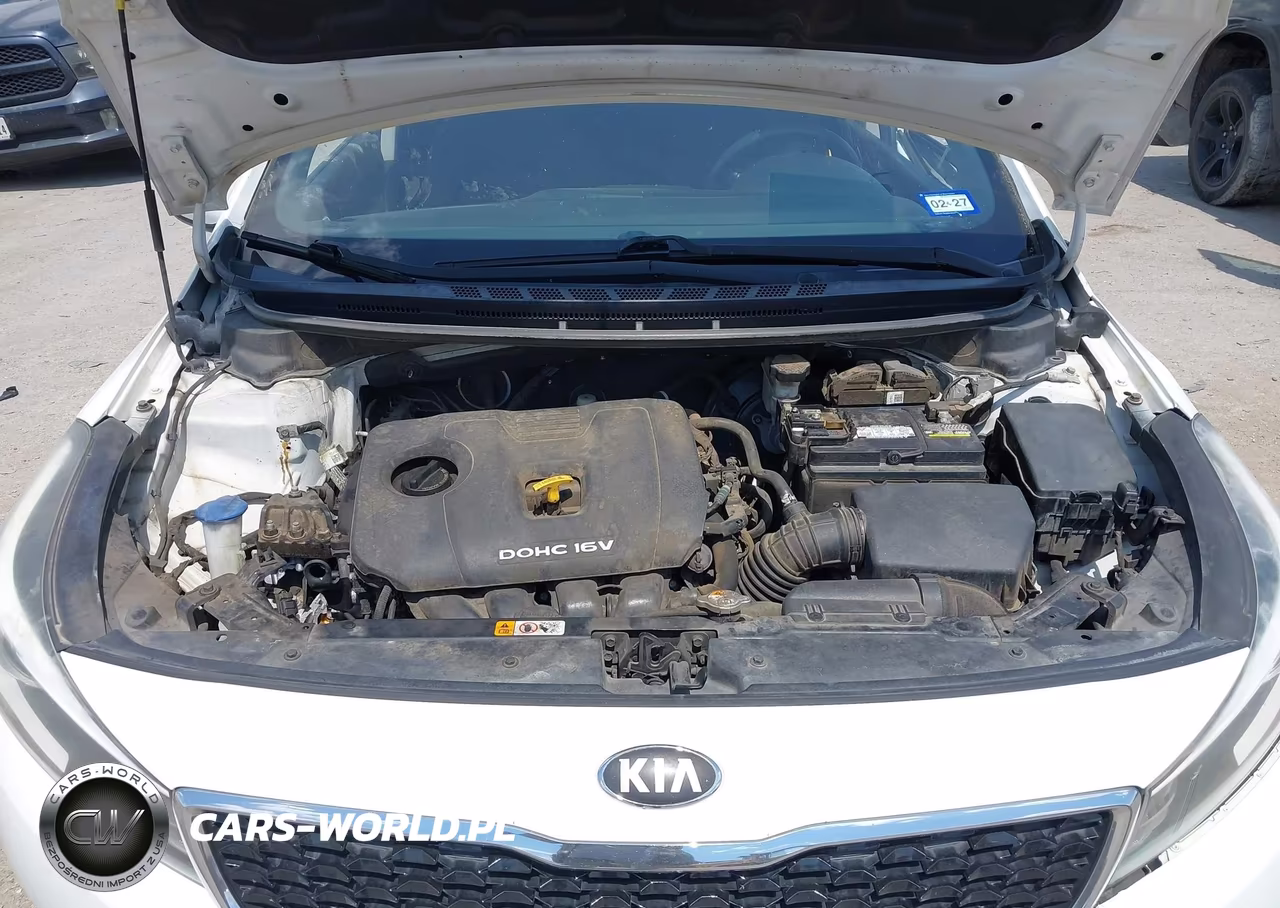 2018 Kia Forte Lx VIN:3KPFK4A75JE243657 - 10