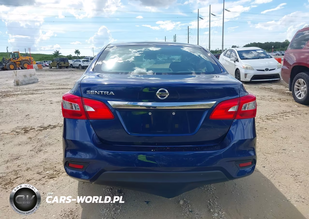 2017 Nissan Sentra S VIN:3N1AB7AP2HY312473 - 17