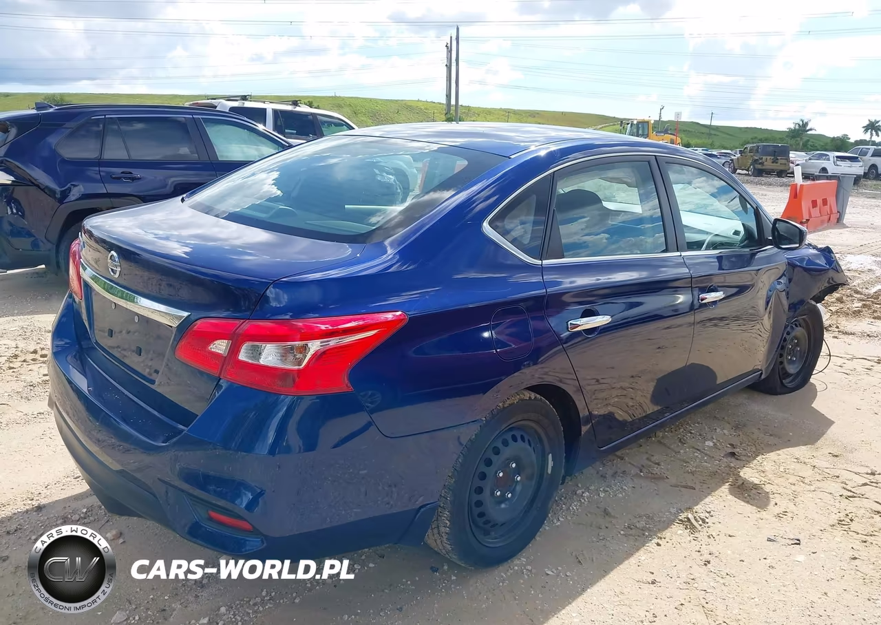 2017 Nissan Sentra S VIN:3N1AB7AP2HY312473 - 4