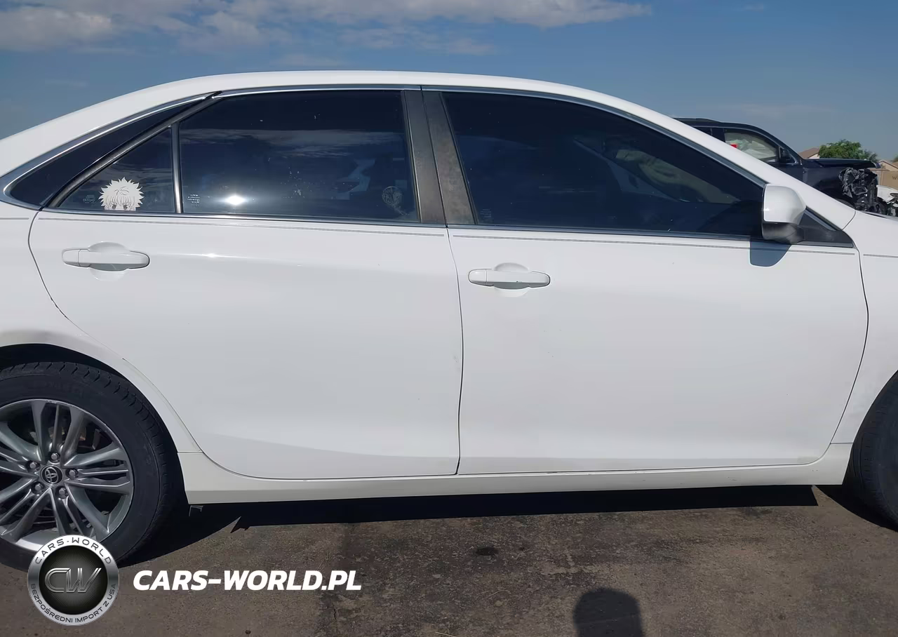 2015 Toyota Camry Se VIN:4T1BF1FK3FU010377 - 13