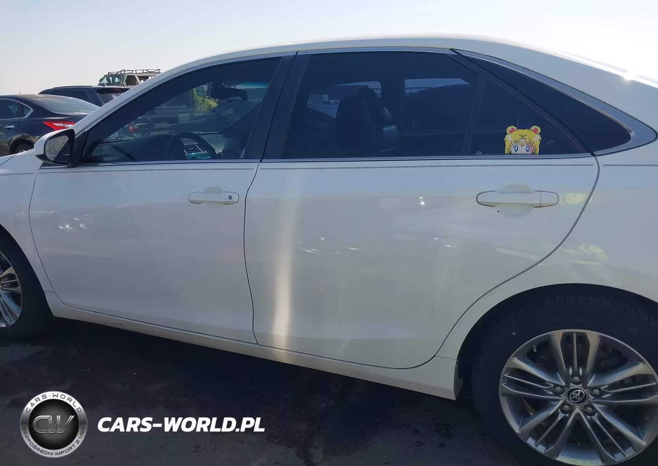 2015 Toyota Camry Se VIN:4T1BF1FK3FU010377 - 14
