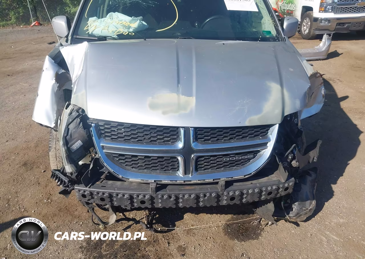 2011 Dodge Grand Caravan Crew VIN:2D4RN5DG9BR660899 - 6