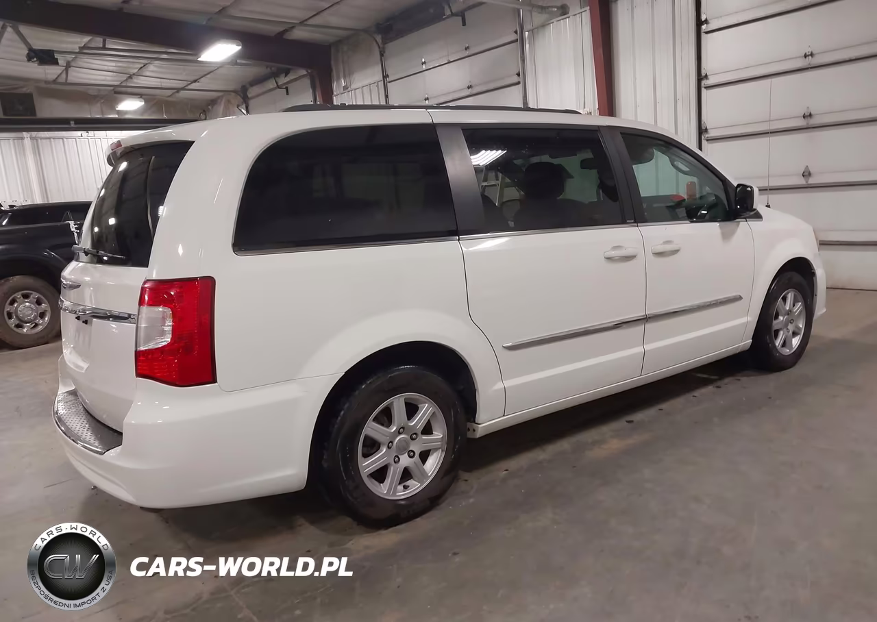 2012 Chrysler Town & Country Touring VIN:2C4RC1BG0CR299966 - 4