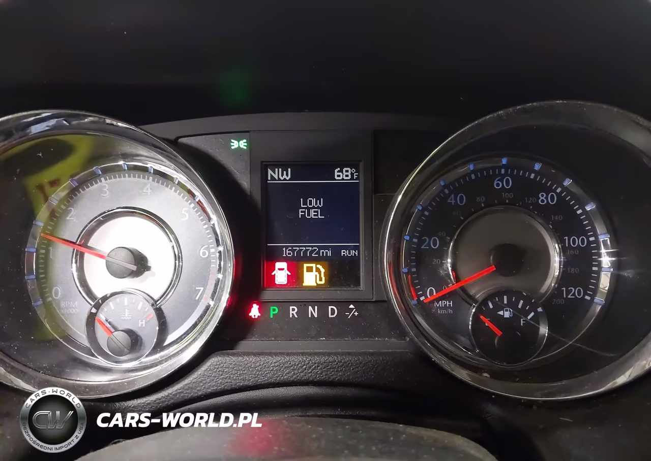 2012 Chrysler Town & Country Touring VIN:2C4RC1BG0CR299966 - 7