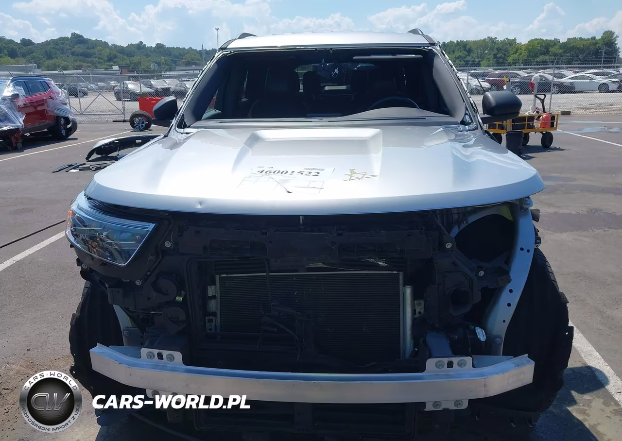 2020 Ford Explorer Xlt VIN:1FMSK8DH5LGC25880 - 13