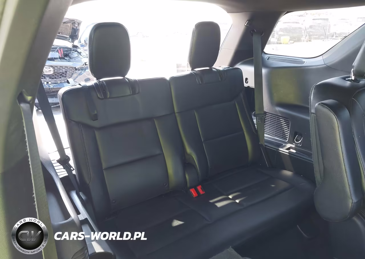 2020 Ford Explorer Xlt VIN:1FMSK8DH5LGC25880 - 19