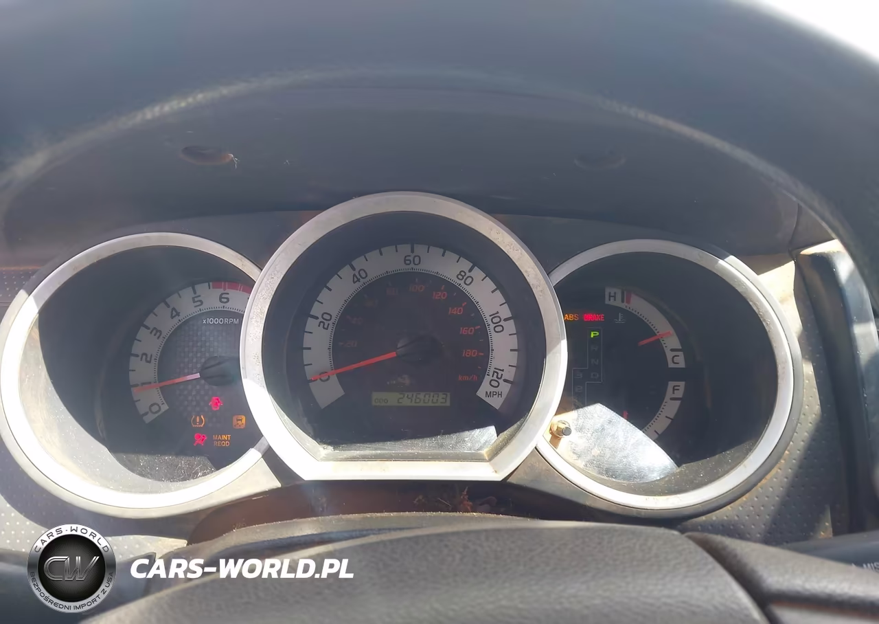 2012 Toyota Tacoma VIN:5TFPX4EN2CX009753 - 7