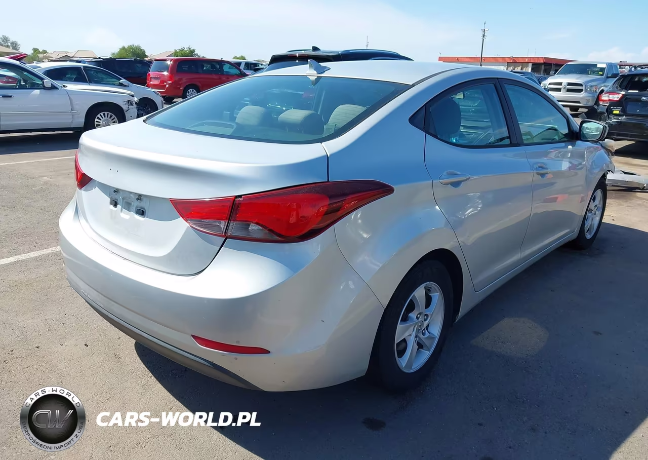 2015 Hyundai Elantra Se VIN:5NPDH4AE6FH623162 - 4