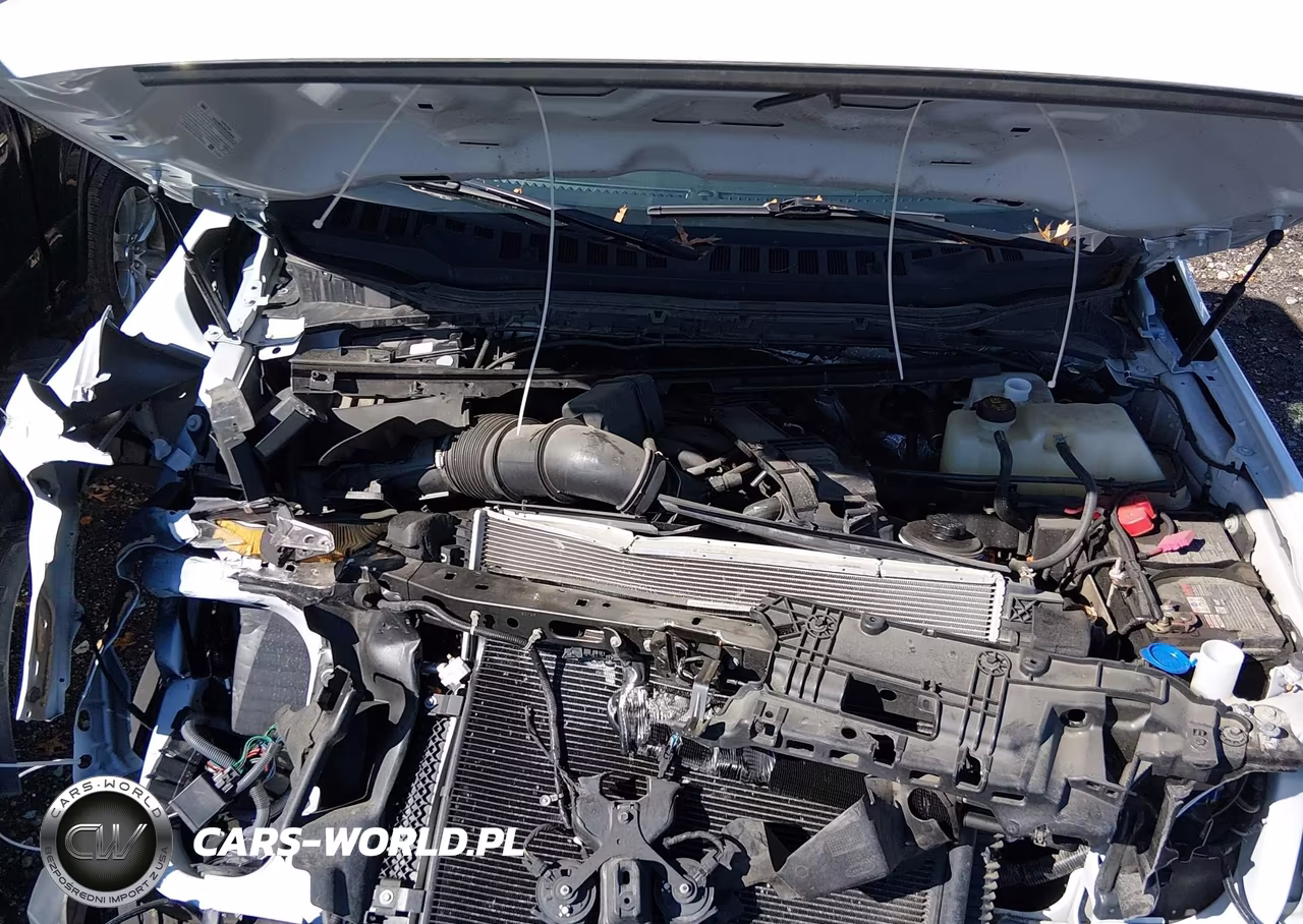 2023 Ford F-550 Chassis Xl VIN:1FDUF5HN5PED60368 - 9