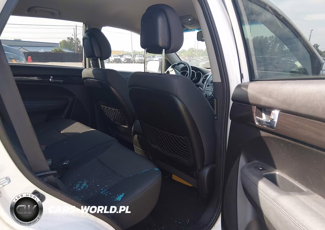 2012 Kia Sorento Lx VIN:5XYKT3A68CG241789 - 8