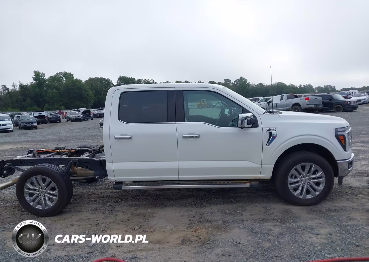 2025 Ford F-150 Lariat VIN:1FTFW5L50SFC19523 - 13