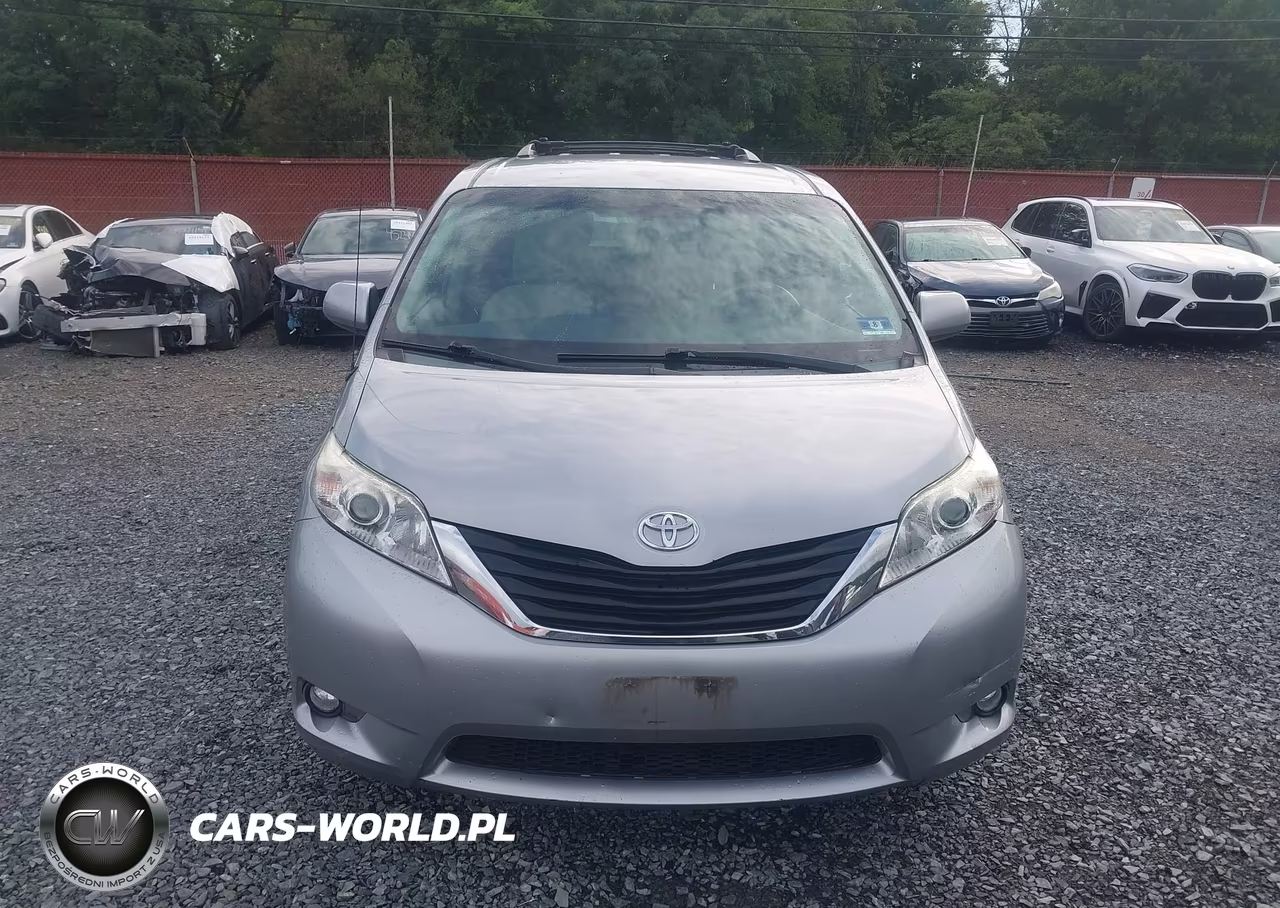 2012 Toyota Sienna Le V6 8 Passenger VIN:5TDKK3DC7CS278887 - 12