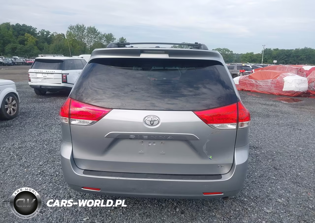 2012 Toyota Sienna Le V6 8 Passenger VIN:5TDKK3DC7CS278887 - 16