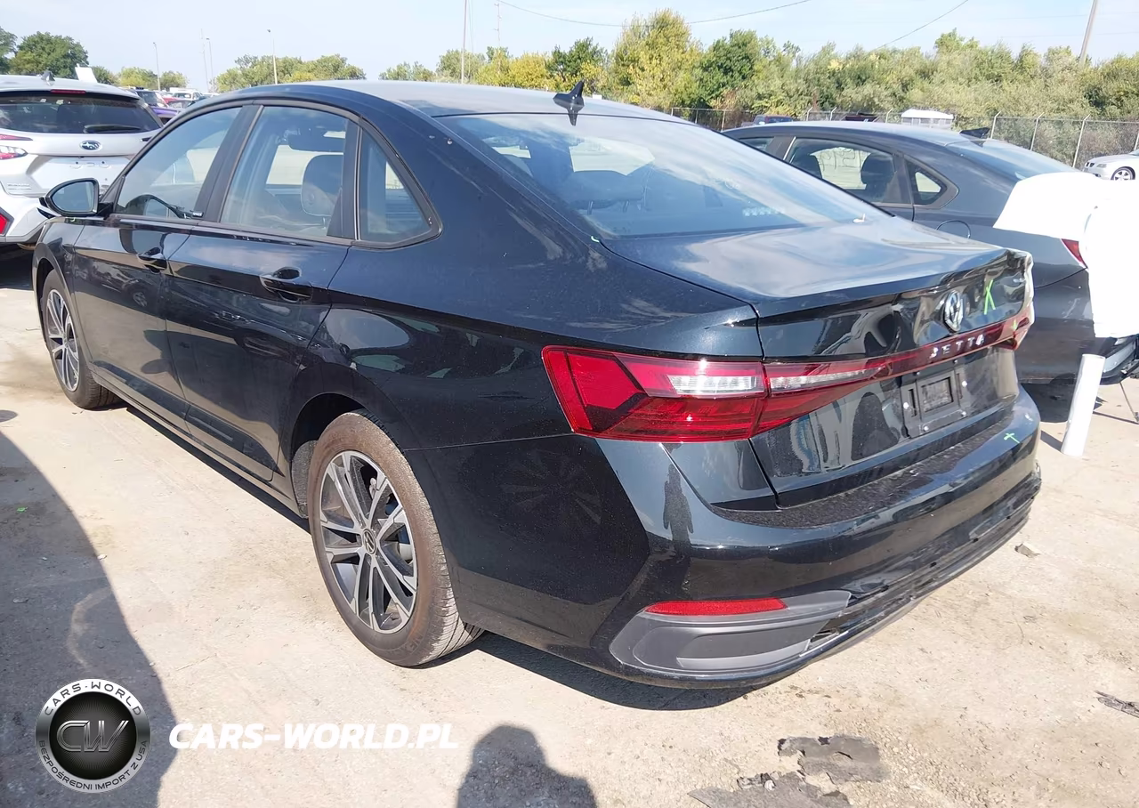 2026 Volkswagen Jetta Sport VIN:3VWBW7BU0TM004774 - 3