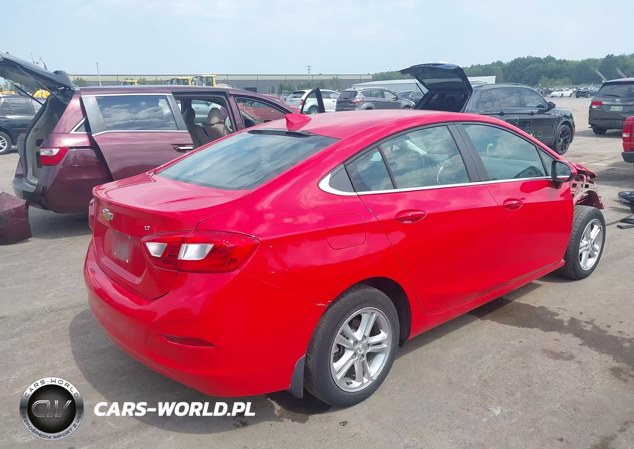 2017 Chevrolet Cruze Lt Auto VIN:1G1BE5SM0H7235131 - 4