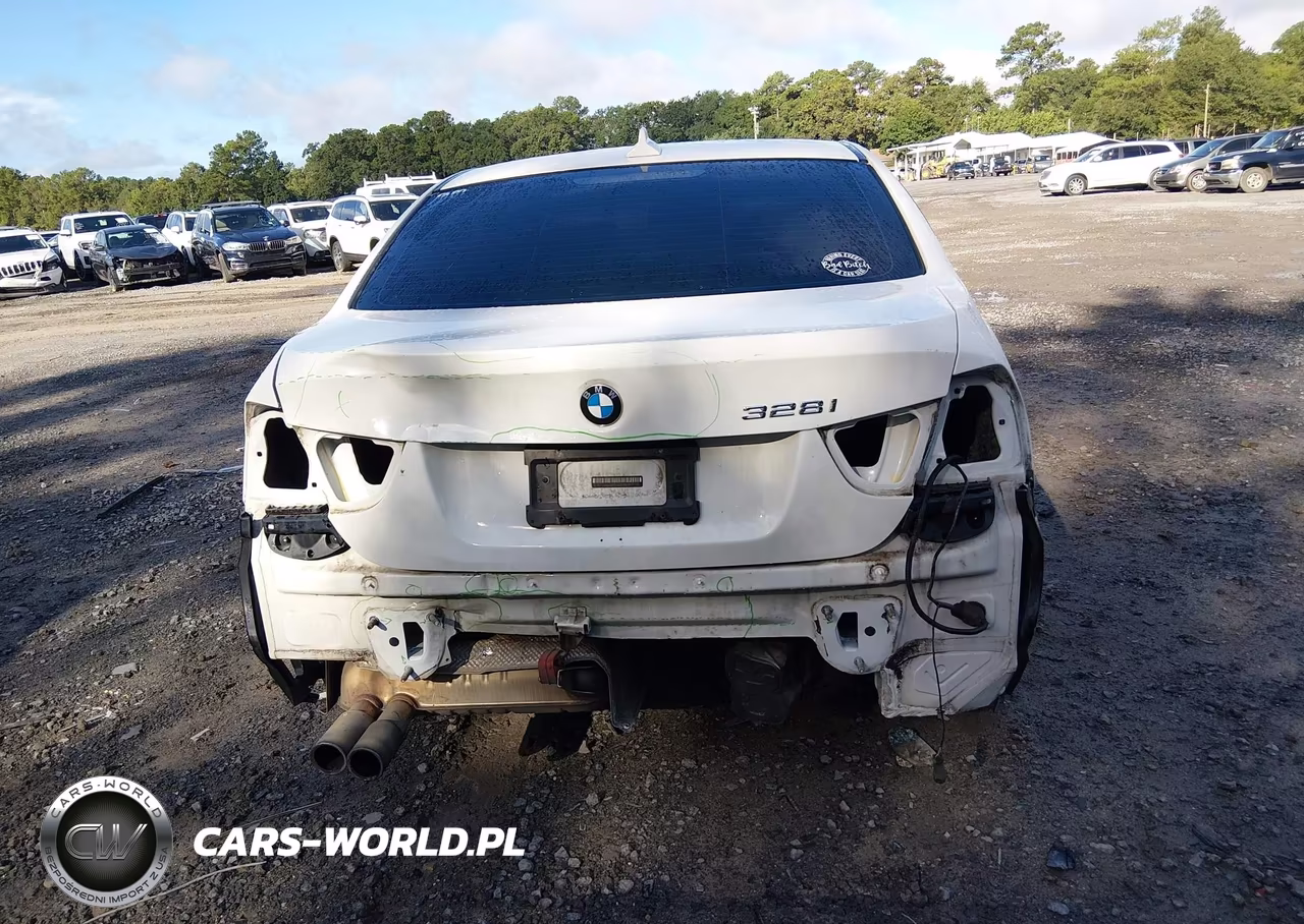2011 BMW 328I VIN:WBAPH7C56BE130777 - 17