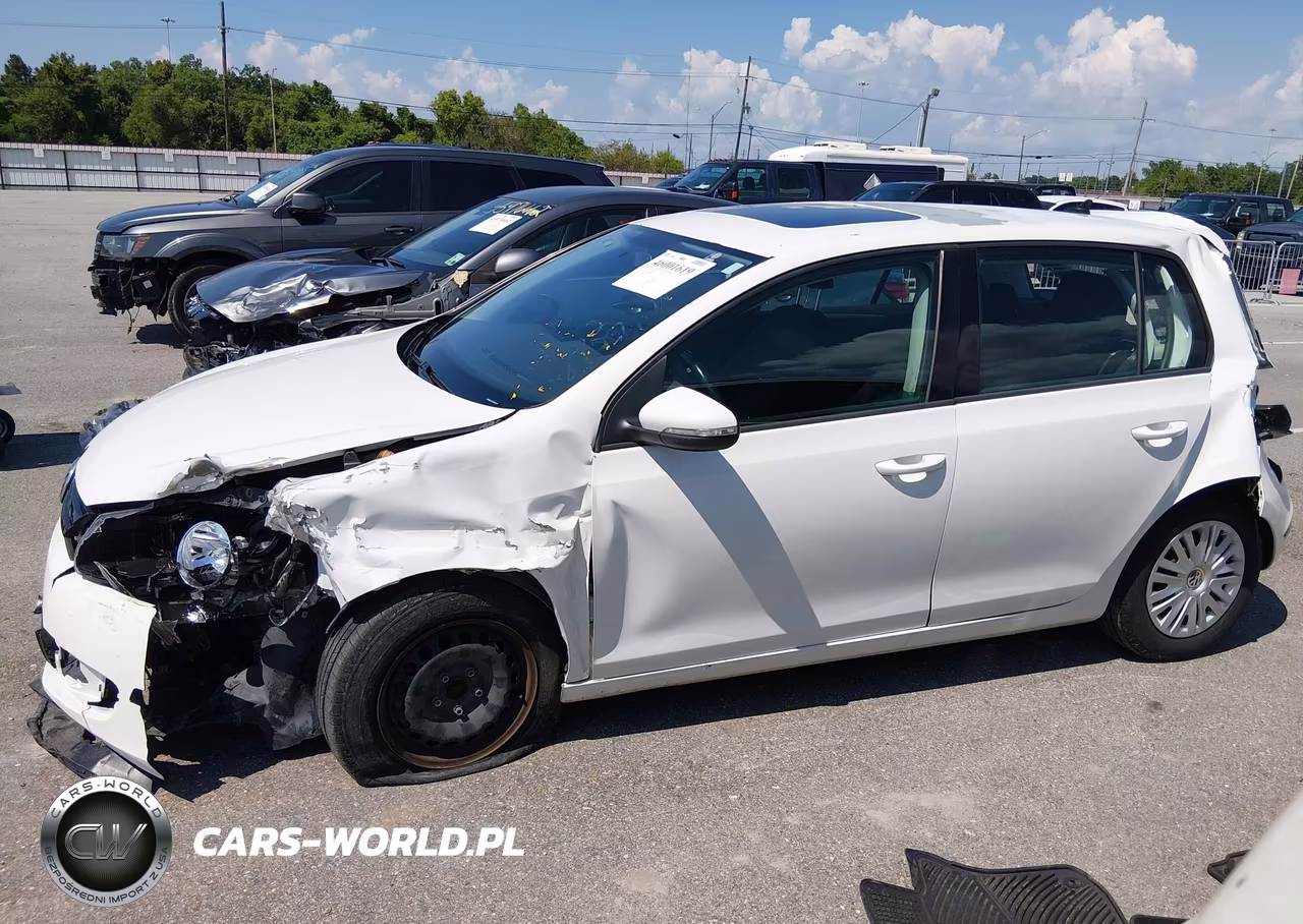 2014 Volkswagen Golf 2.5L VIN:WVWDB7AJ5EW001452 - 14